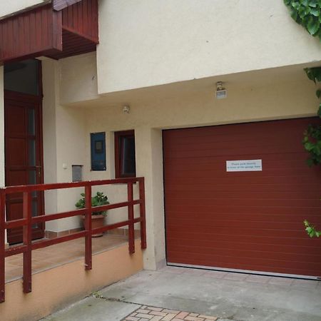 Ria'S Apartment بودابست المظهر الخارجي الصورة